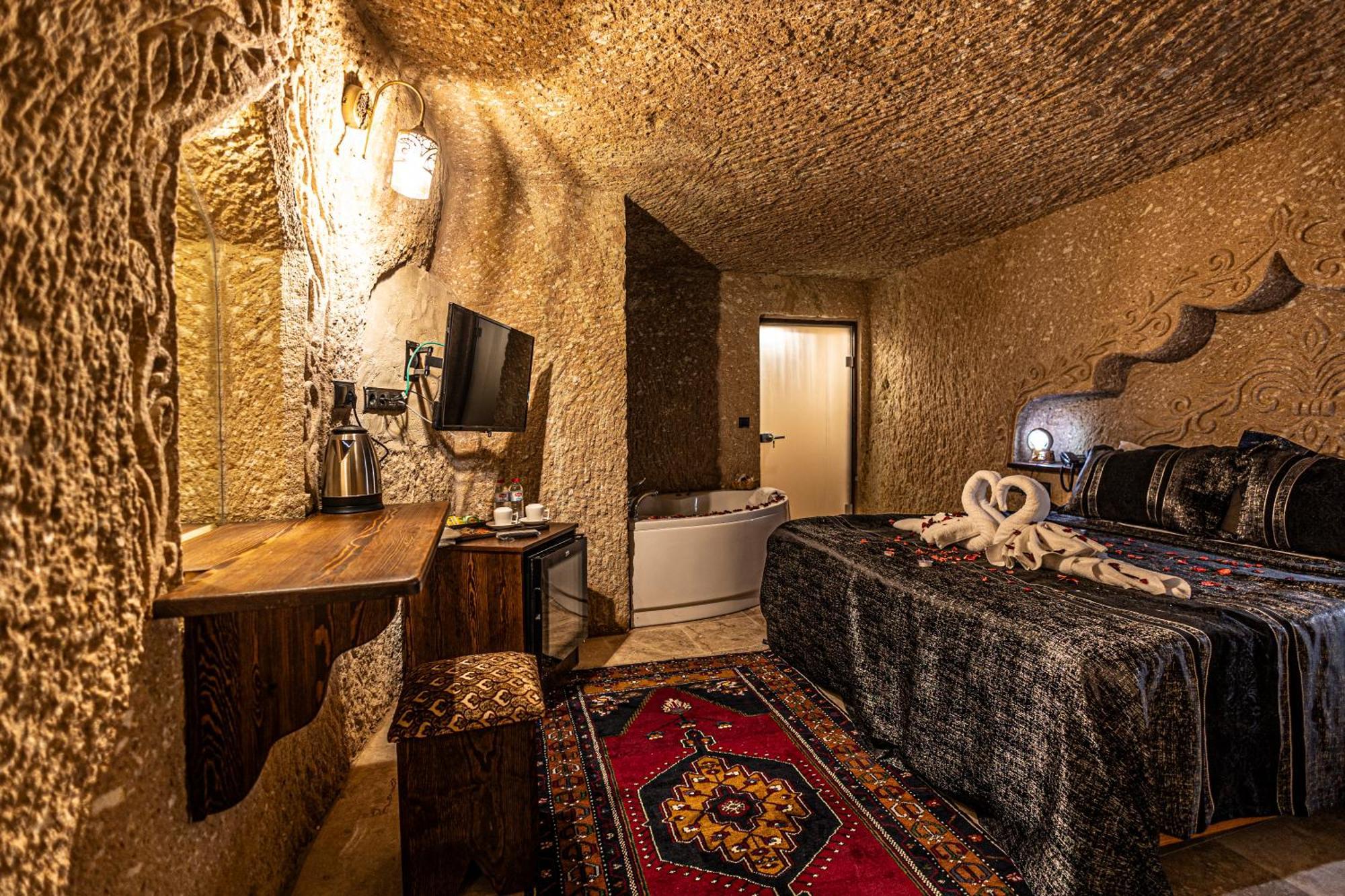 فندق Zuemruetue Anka Cave أوروغوبْ المظهر الخارجي الصورة