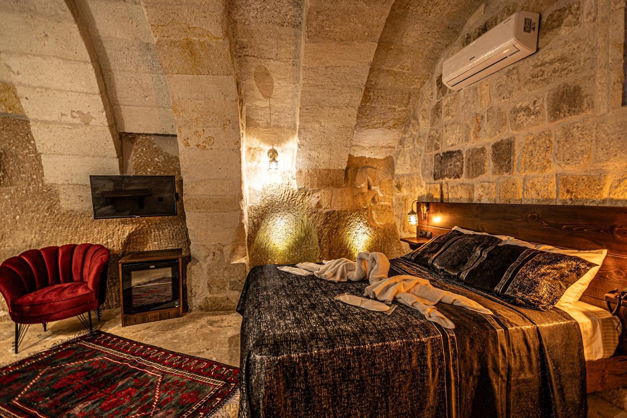 فندق Zuemruetue Anka Cave أوروغوبْ المظهر الخارجي الصورة