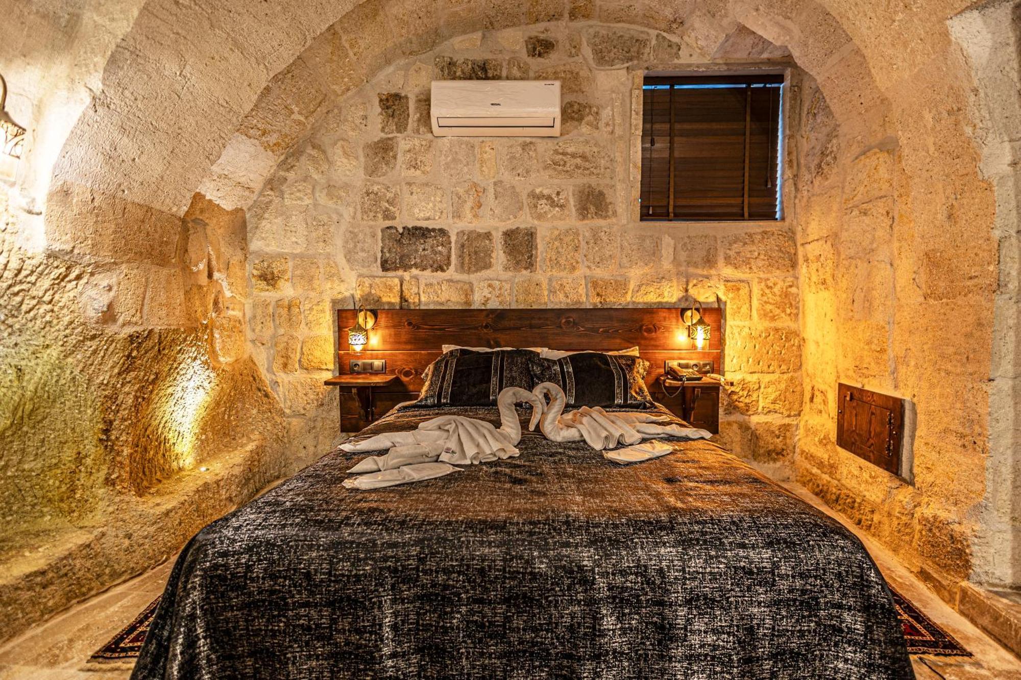فندق Zuemruetue Anka Cave أوروغوبْ المظهر الخارجي الصورة